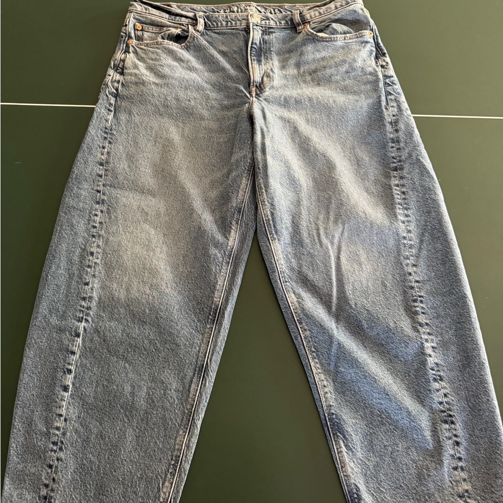 American Eagle stretch barrel  Jeans 14